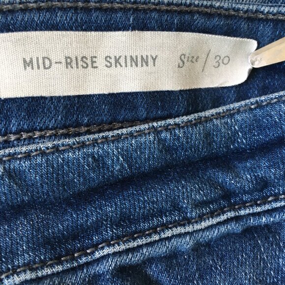 PILCRO Anthropologie Medium Wash Mid-Rise Raw Edge Step Hem Skinny Jeans - Picture 3 of 16